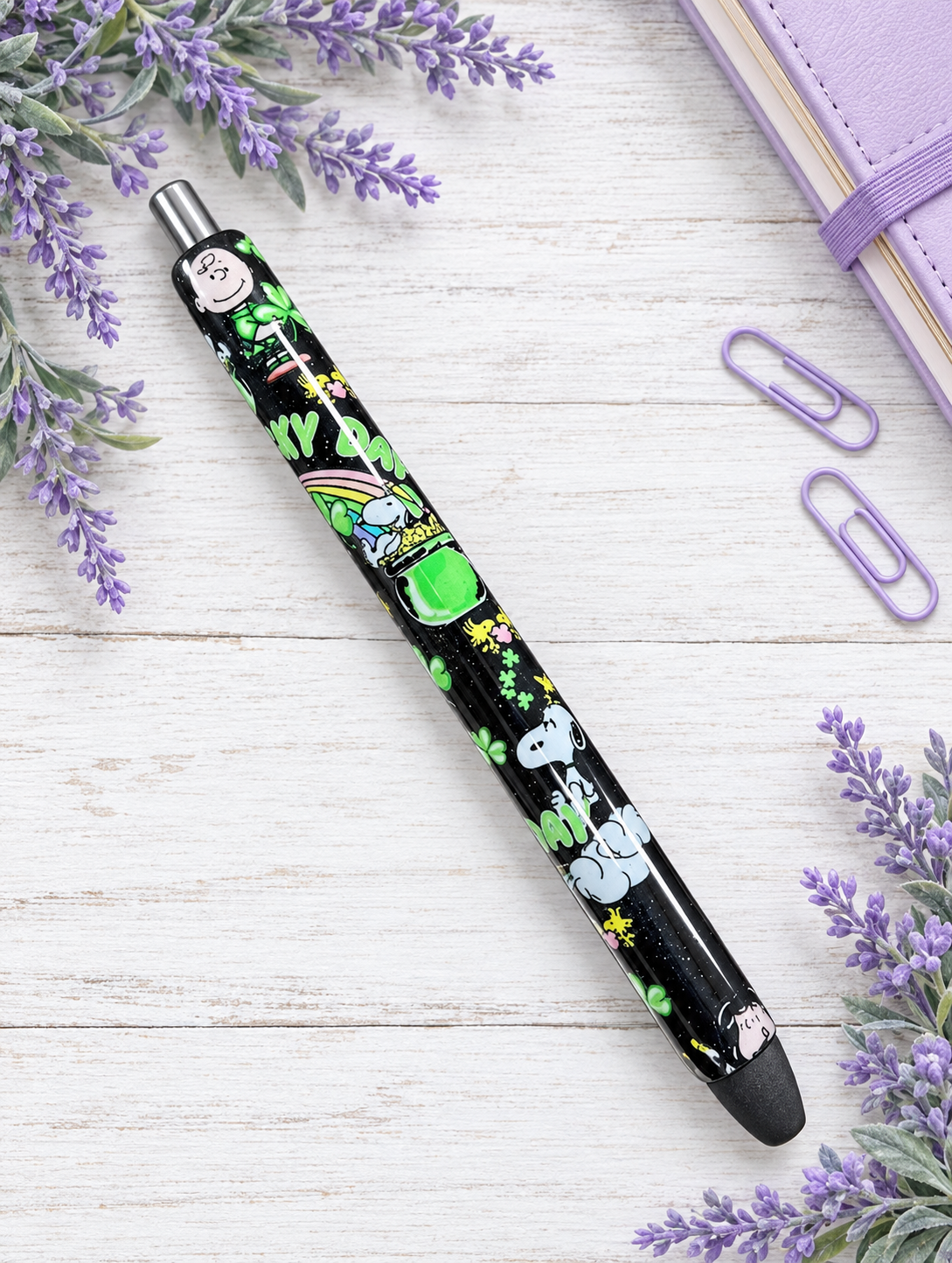 Handmade Peanuts St Patricks glitter pen with free refill