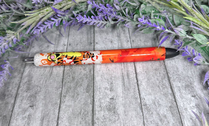 Handmade Tigger glitter pen with free refill
