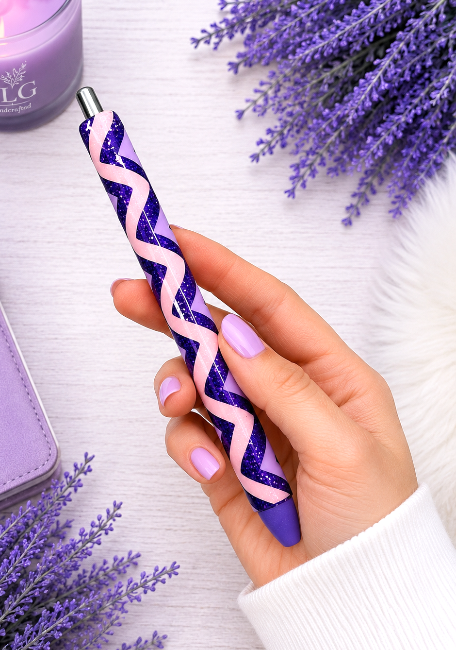 Handmade Pink and Purple Zig Zag glitter pen with free refill