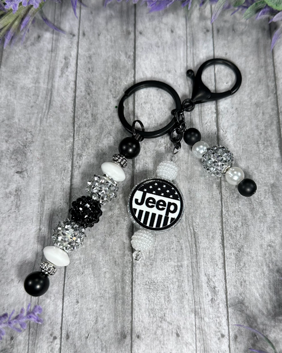Handmade Beaded Jeep Keychain With Clip and Keyring 2