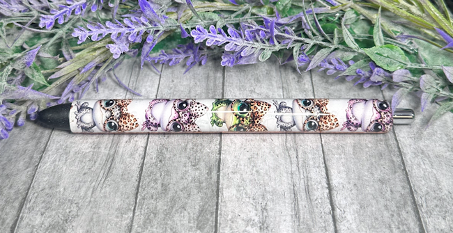 Handmade Bougie Frogs on pink glitter pen with free refill