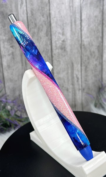 Handmade Northern Lights on light pink glitter pen with free refill