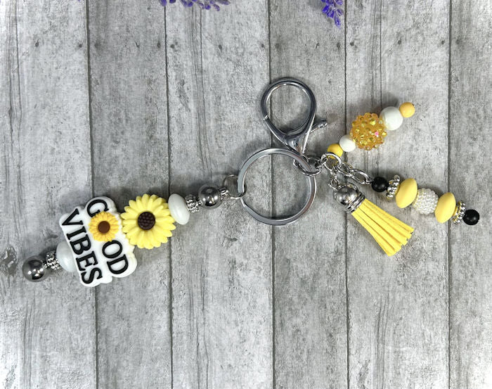 Handmade Good Vibes Daisy Beaded Keychain With Clip and Keyring