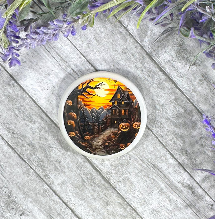 2 inch Halloween scene Magnet