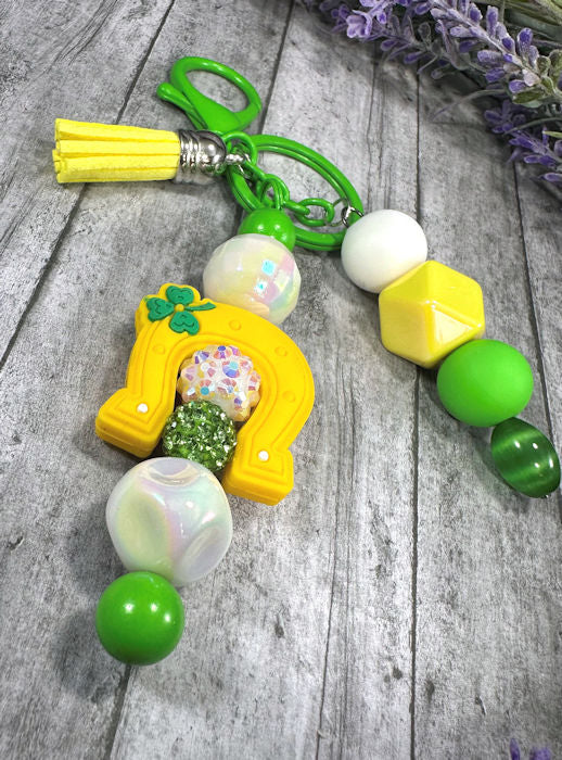 Handmade Beaded St Patricks horseshoe Keychain With Clip and Keyring