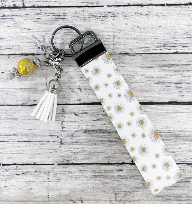 Daisies Faux Leather Key Fob Wristlet